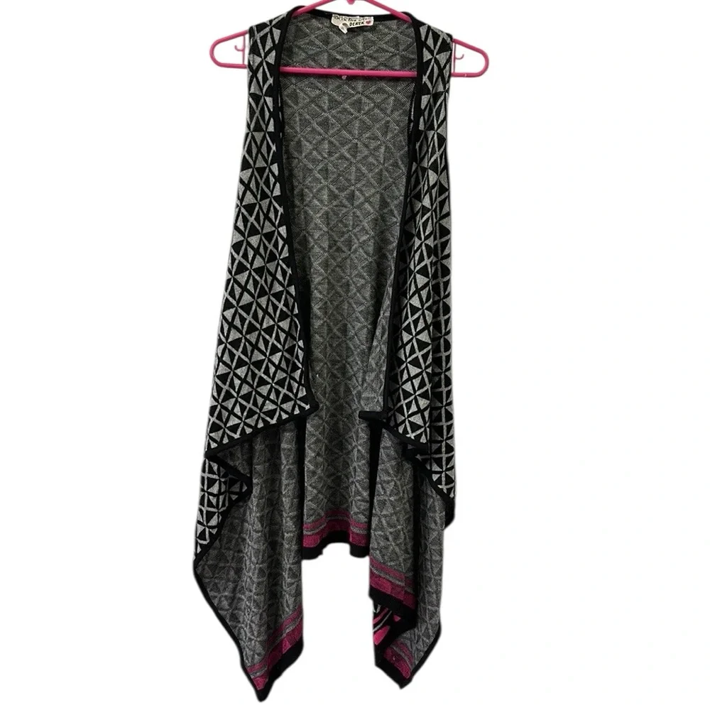 Im in Love with Derek Asymmetrical Knit Long Sleeveless Open Front Vest L to XL